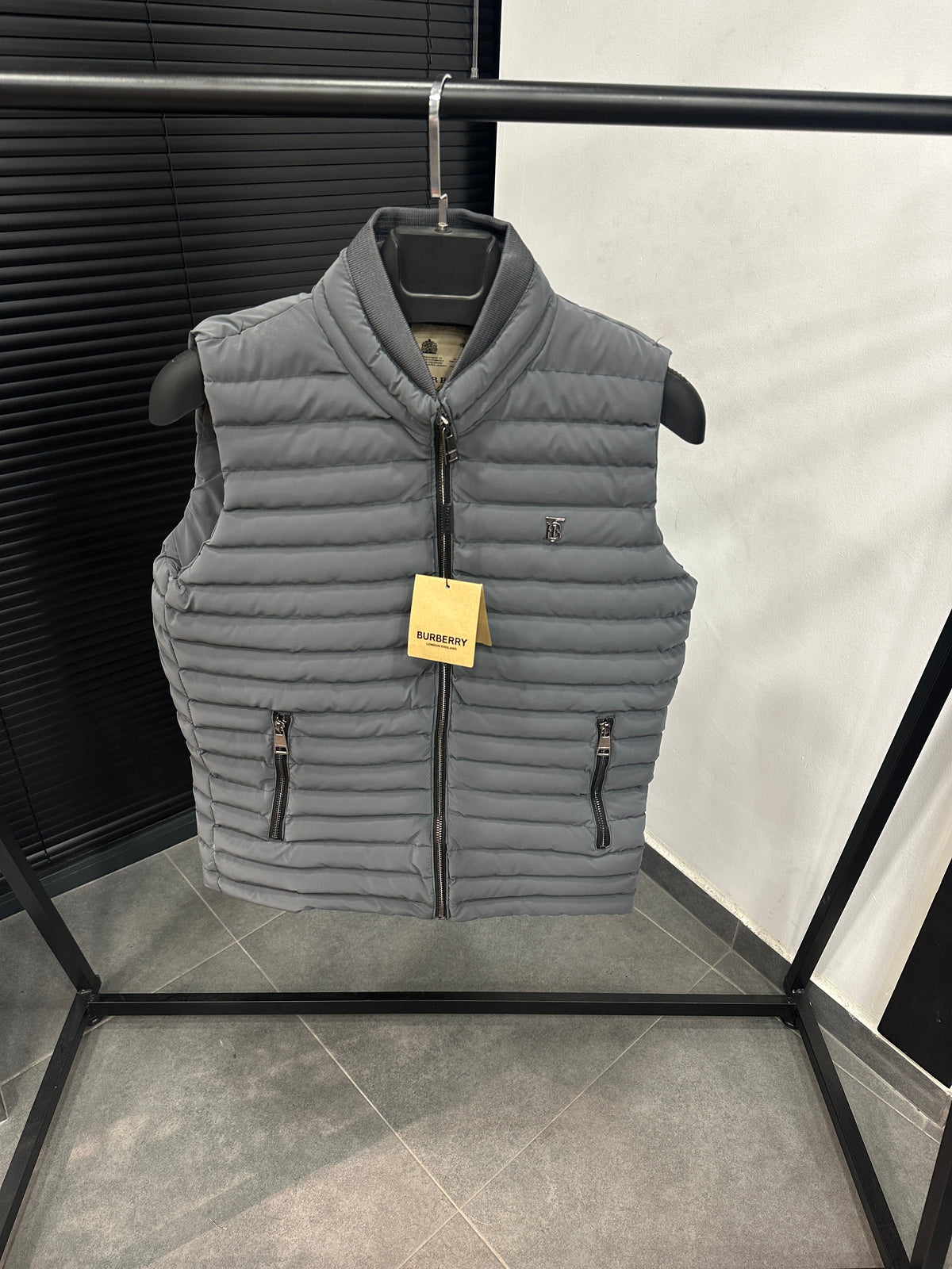 Burberry Premium Yelek